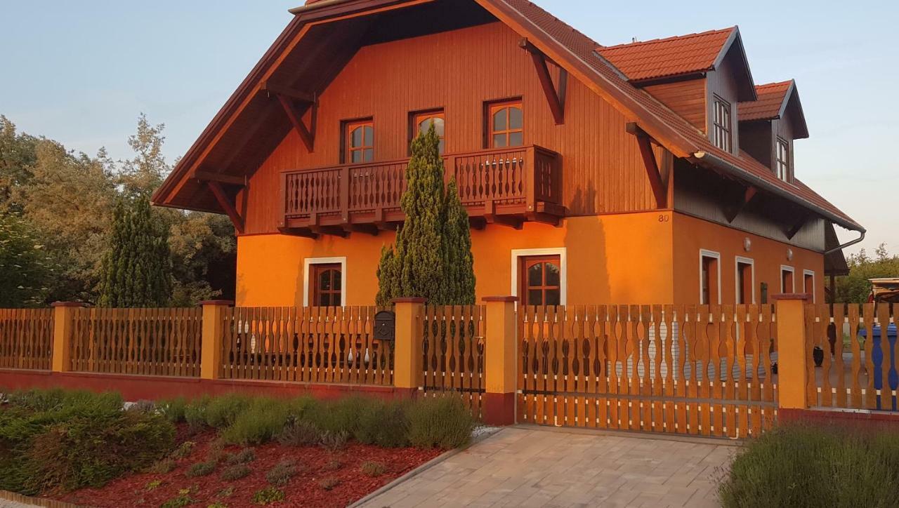 Вилла Lifestyle Balaton Шиофок Экстерьер фото